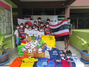 NPOボールひとつが繋ぐ縁 タイ支援 集合写真　タイ王国 バンコク bannmahamek　LIVE支援（2021年4月17日）