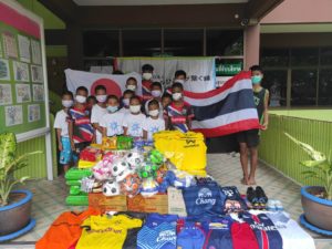 NPOボールひとつが繋ぐ縁集合写真　タイ王国 バンコク bannmahamek　LIVE支援（2021年4月17日）
